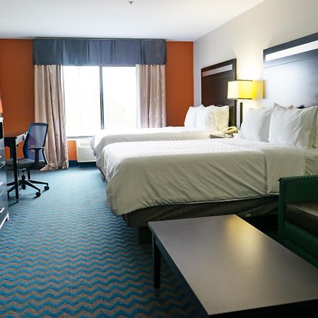 Holiday Inn Express & Suites Roanoke Rapids By Ihg מראה חיצוני תמונה
