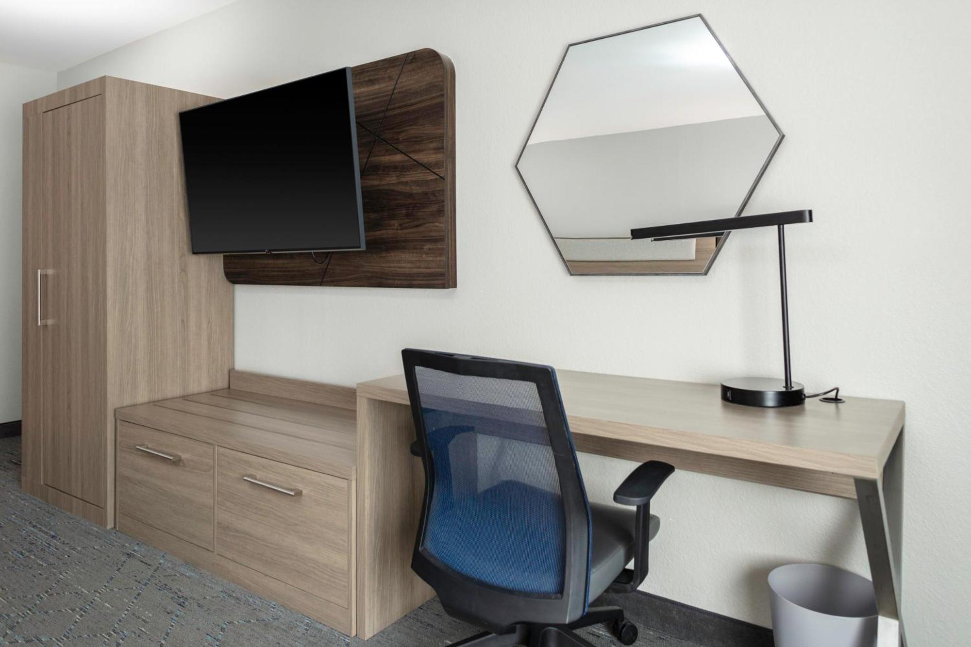 Holiday Inn Express & Suites Roanoke Rapids By Ihg מראה חיצוני תמונה