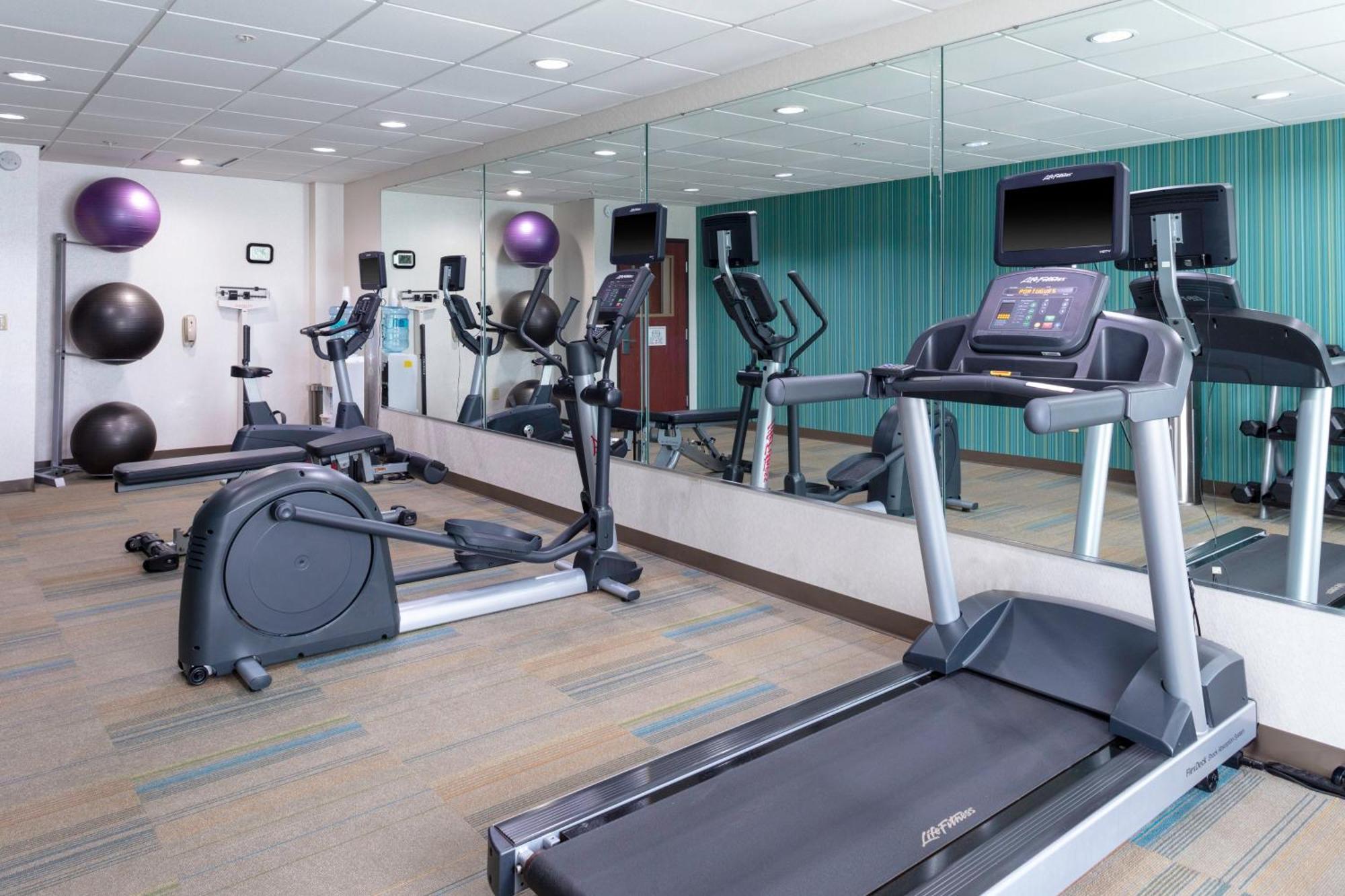 Holiday Inn Express & Suites Roanoke Rapids By Ihg מראה חיצוני תמונה
