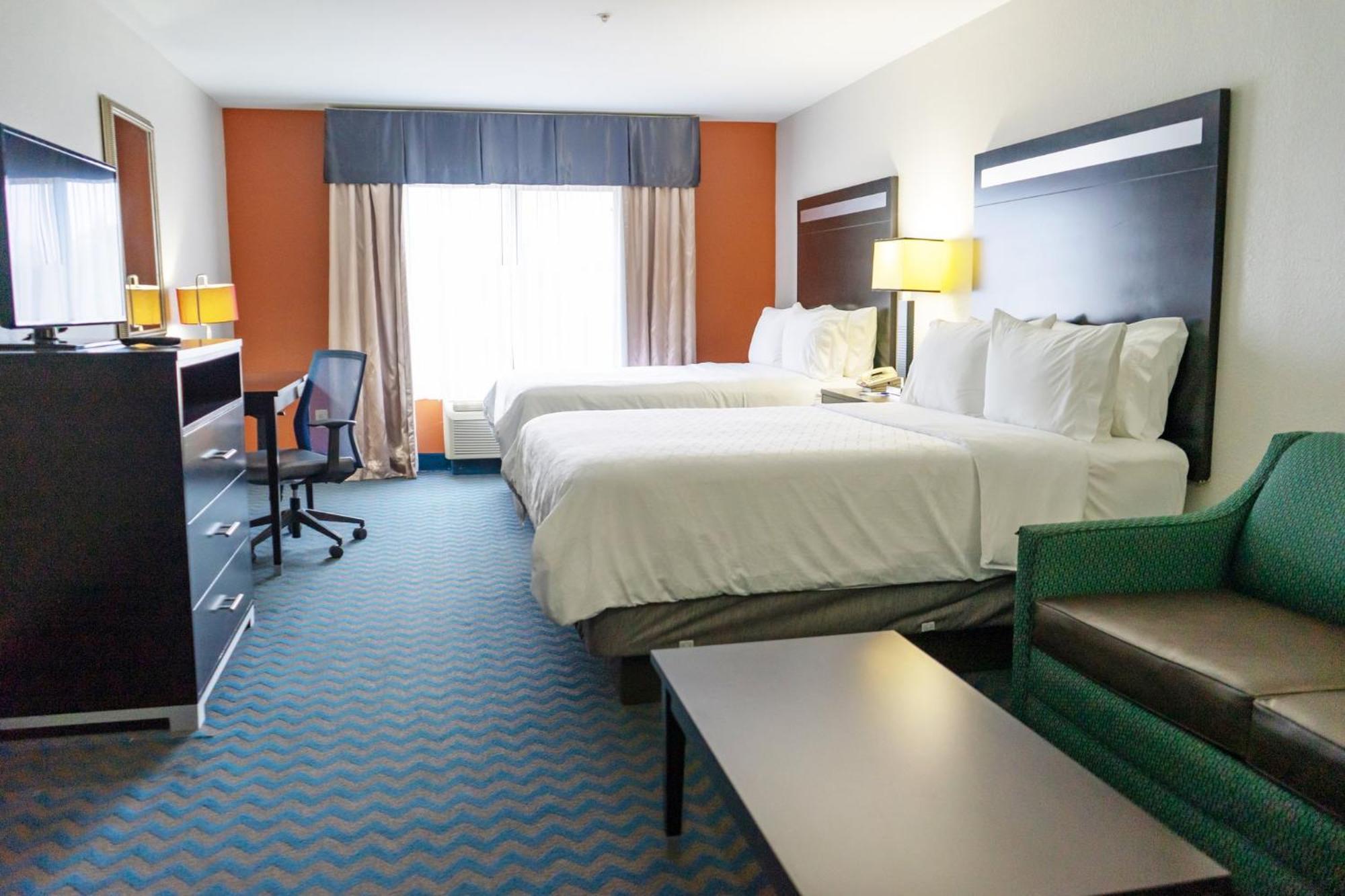 Holiday Inn Express & Suites Roanoke Rapids By Ihg מראה חיצוני תמונה