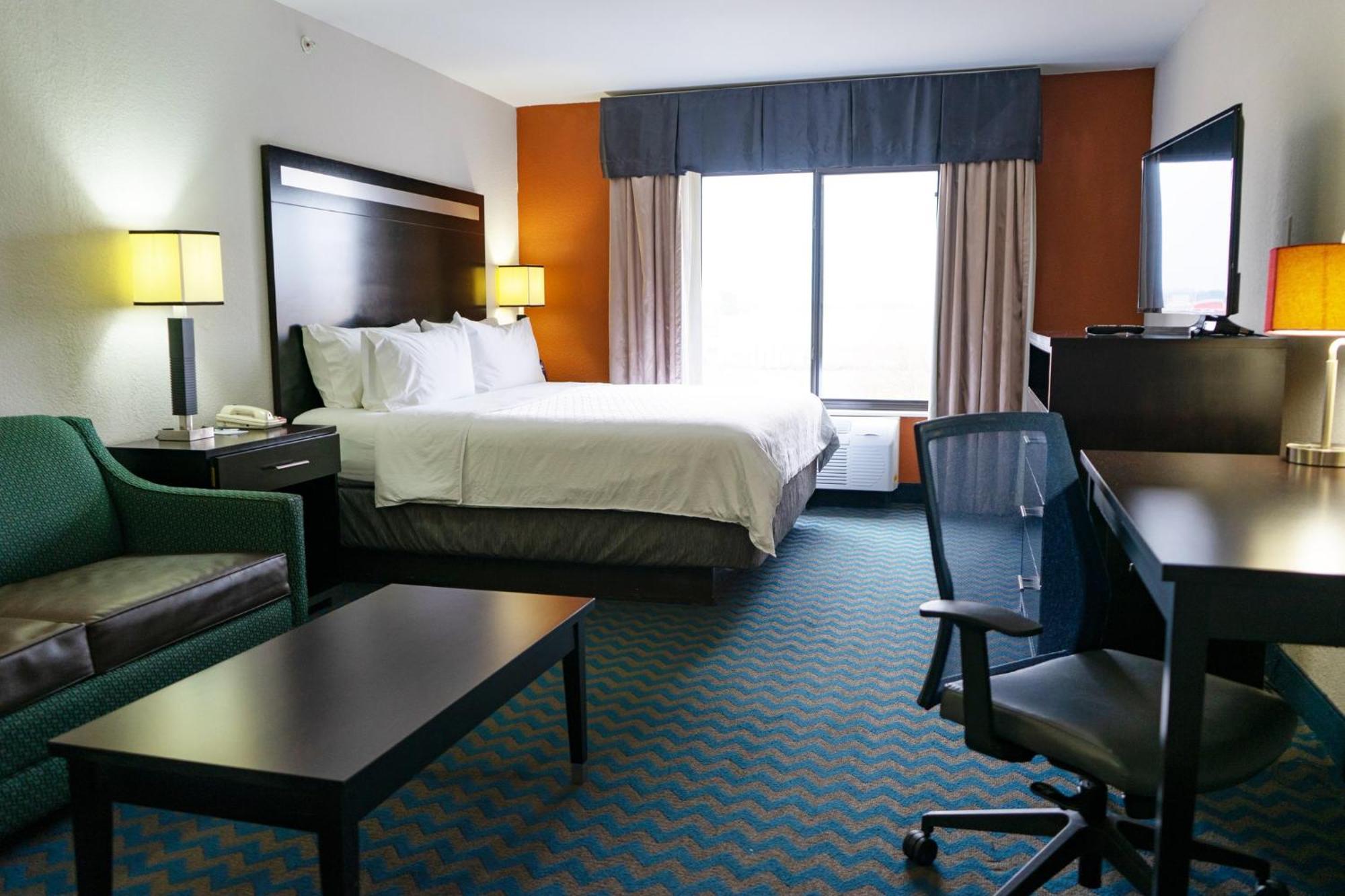 Holiday Inn Express & Suites Roanoke Rapids By Ihg מראה חיצוני תמונה