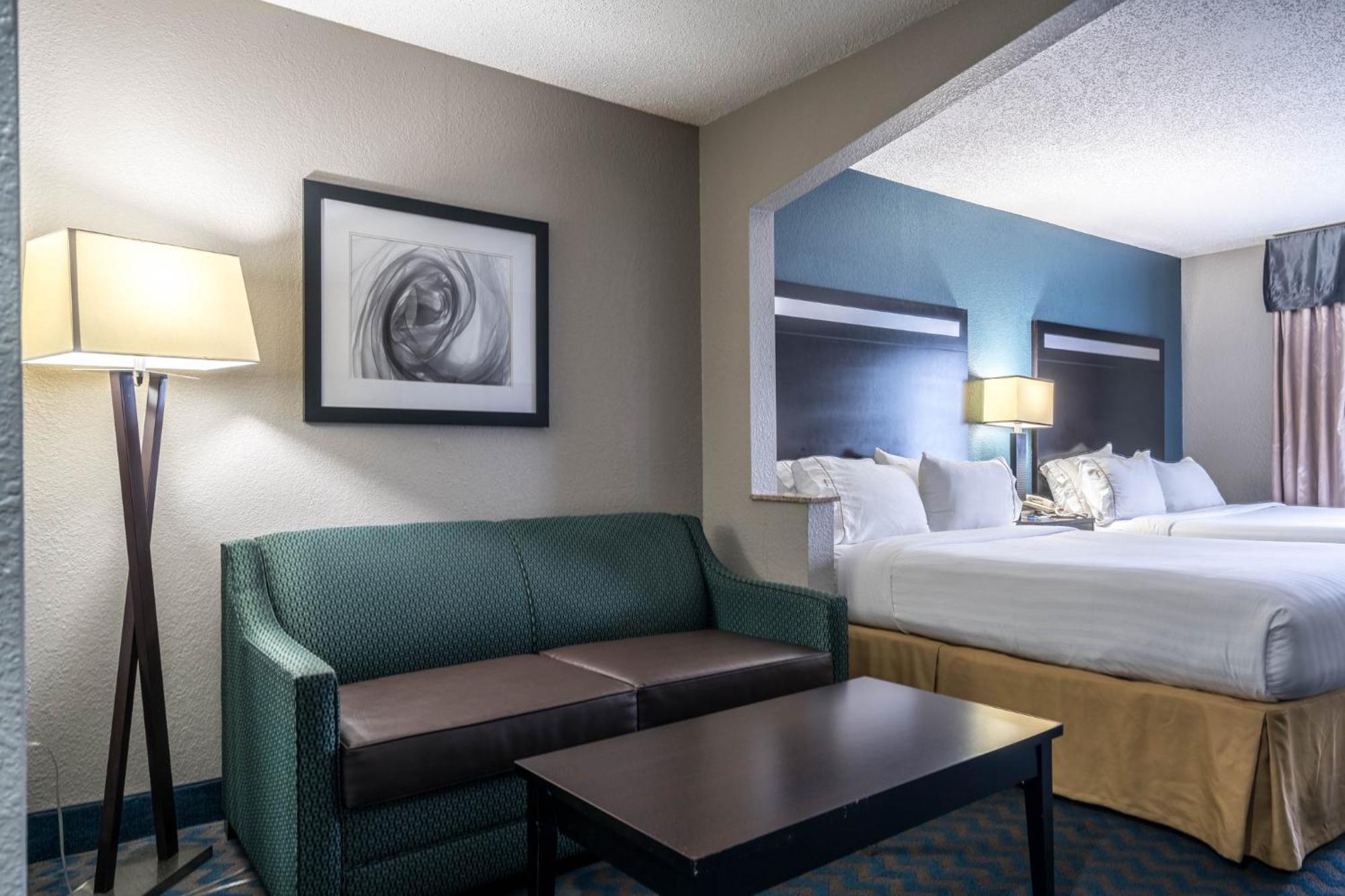 Holiday Inn Express & Suites Roanoke Rapids By Ihg מראה חיצוני תמונה